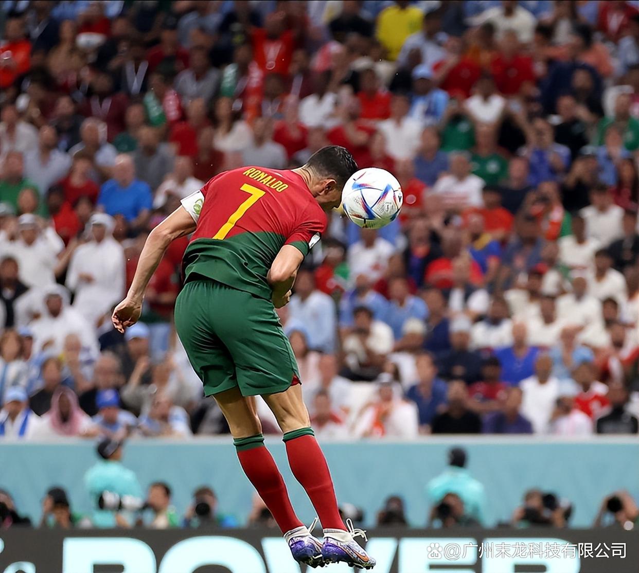 南宫体育官网 -阿贾克斯迎国王杯关键赛，今晚单刀错失，态度坚定，球队文化再被提及 