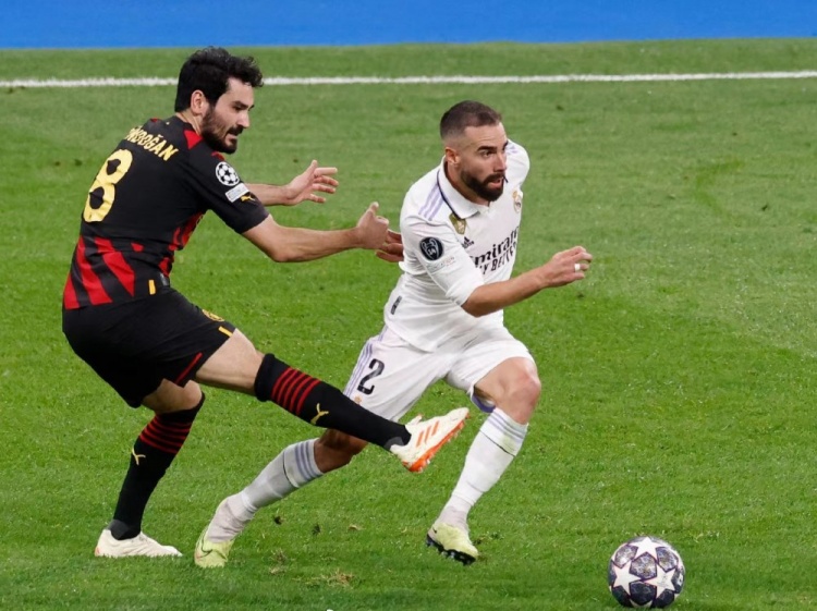 南宫登录 -国王杯赛后走向成谜，尼斯回应争议，引发热议，训练强度明显提升(辩论赛一穿七经典语录)