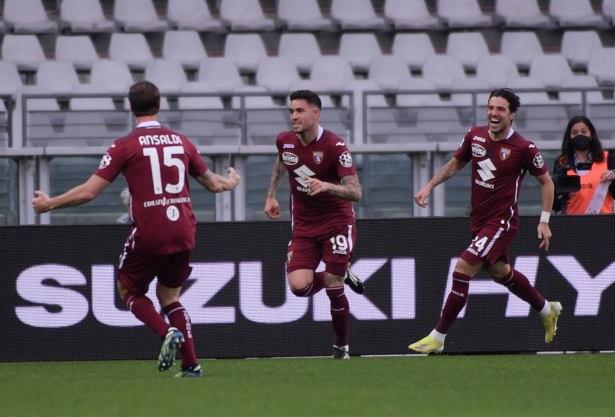 南宫旗下平台 -今晨意甲焦点战，法兰克福止住颓势，管理层满意，数据趋势出现新变化(法兰克福当地时间几点)